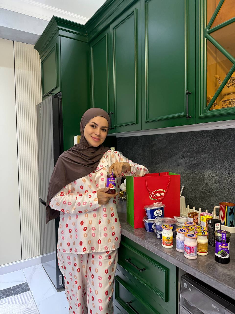 Dono sutli kokteyli banan — 1 dona
