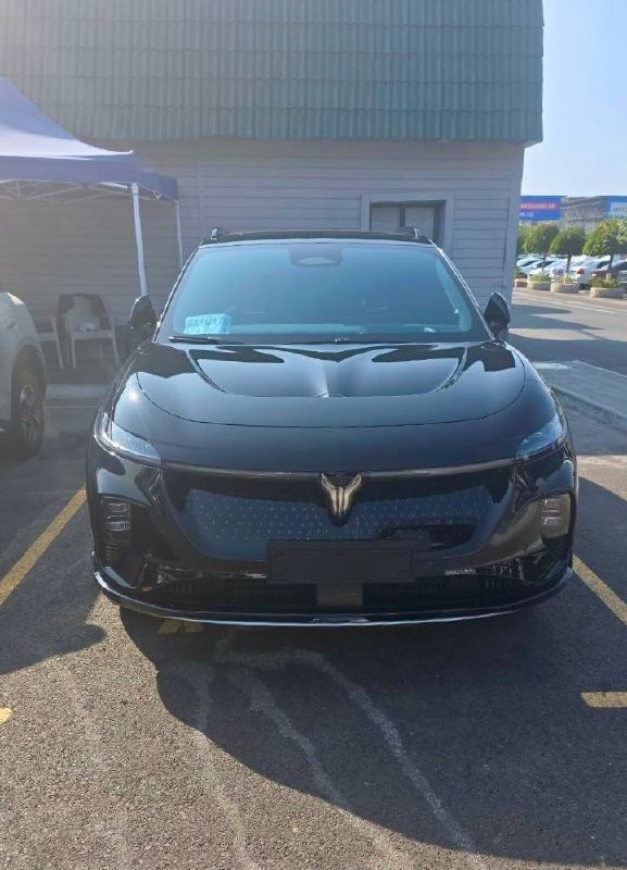 Voyah Courage Electr AWD — 2024 yil, 580 km zapas