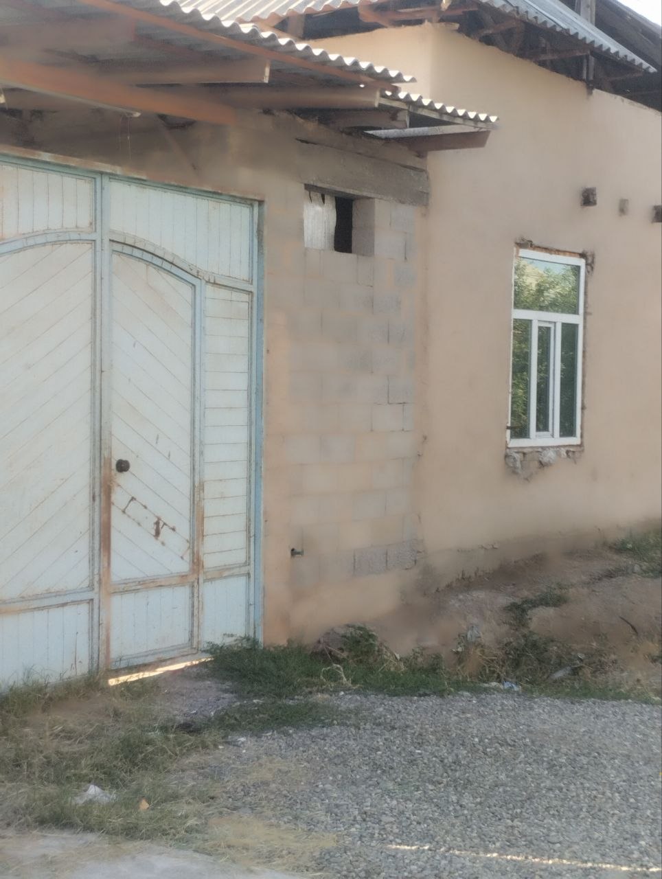 4 xonali keng hovli — hujjatlari joyida