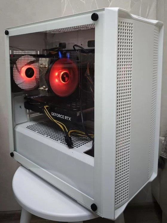 Gaming PC RTX 4060 + Intel i5 12400F — kuchli