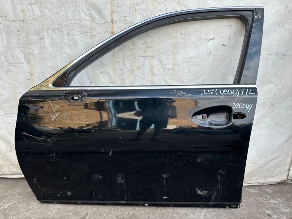 Кузовные запчасти для Lexus LS460L 2007/08/09