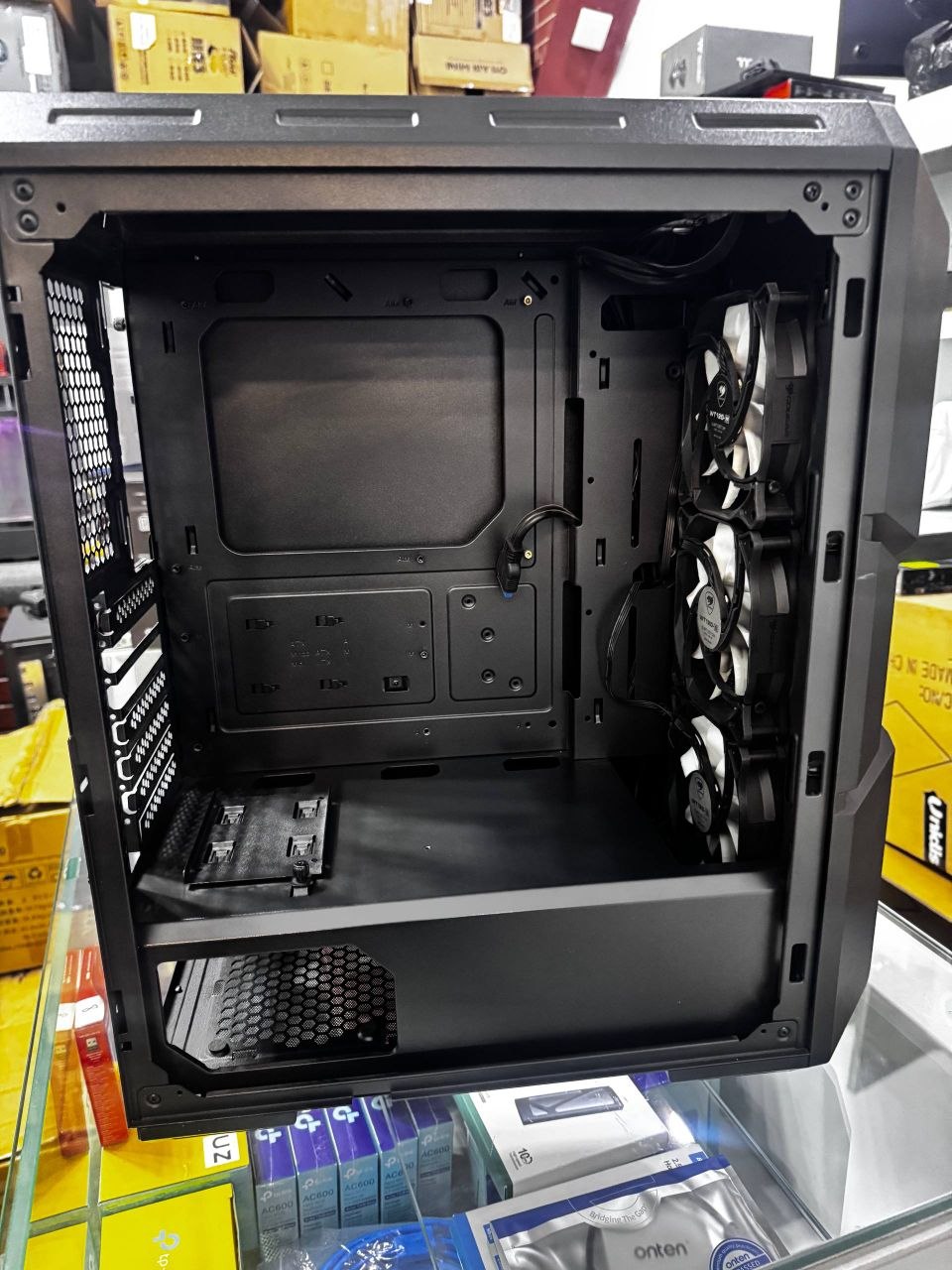 Cougar case — 3x coolri bilan
